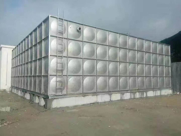 02.jpg